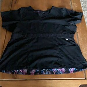 Scrub Top. Vera Bradley. Size XL.